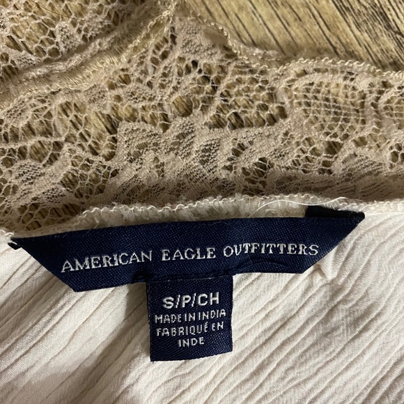 American Eagle Camisole Beigey Pink with lace - Picture 5 of 5